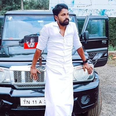 உங்களால் எந்த எதிர்பார்ப்பும் இன்றி யாரோ ஒருவரின் வாழ்வையோ ஒரு நாளையோ அல்லது ஒரு மணி நேரத்தையாவது மகிழ்ச்சியாக மாற்ற முடிந்தால் உங்களுக்குள்ளும் இறைவன் வாழ்கிறா