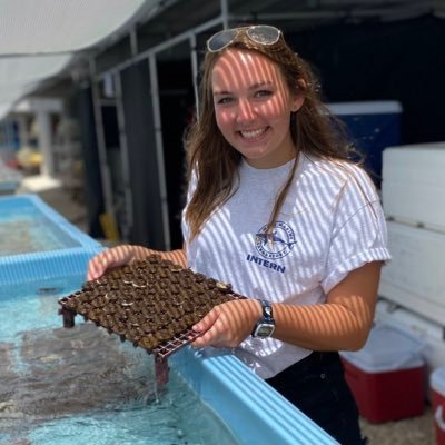 (she/her) Coral reef restoration & ecology • @ICRSreefstudent • @UBuffalo Environmental Studies