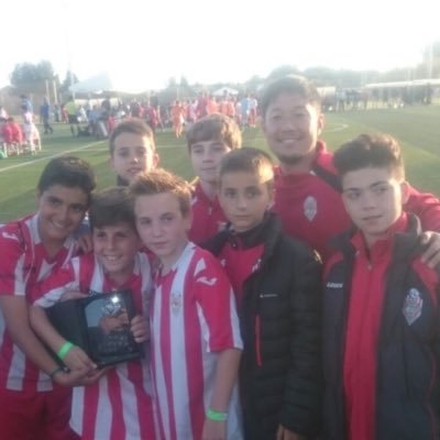 RyoKuronuma's profile picture. 山形県出身 【指導歴】清水エスパルスサッカー普及部→4年間バルセロナの街クラブでコーチや監督を歴任→レアッシ福岡→モンテディオ山形アカデミー 2º entrenador de Montedio Yamagata(2a división de la liga japonesa)Sub 18 ※投稿は個人の見解です