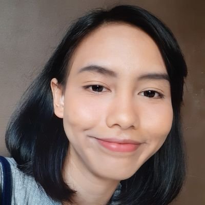 DarinRaniaaa's profile picture. Aku hanyalah seorang mahasiswi tingkat akhir, yang hanya tinggal menunggu waktunya saja