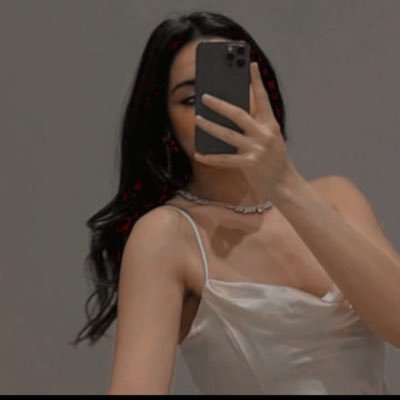 1r_or7's profile picture. . اذكروني بالخير ان رحلت عنكم🤍.
