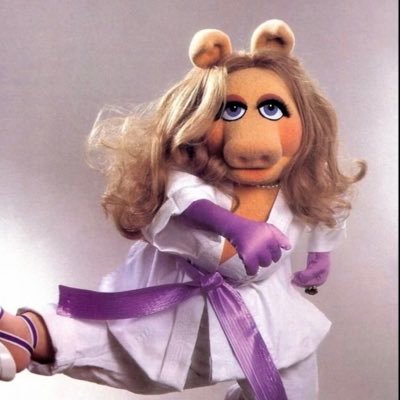 emlusk's profile picture. 