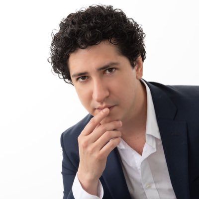 Economista, Complejologo, Agile Coach. Miembro afiliado a la línea de investigación