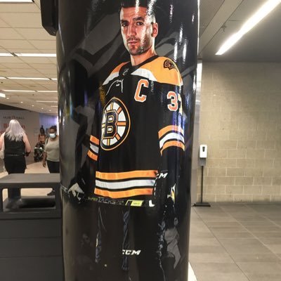 Bruins Fanatic from Toronto. Guitar hack and foolish audiophile. My previous page got hacked so here I am again. 🇲🇹🇨🇦