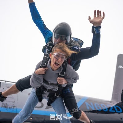 Closest skydiving center to Chicago/Milwaukee. See Lake Michigan and the Chicago/Milwaukee skylines in one breath taking view!