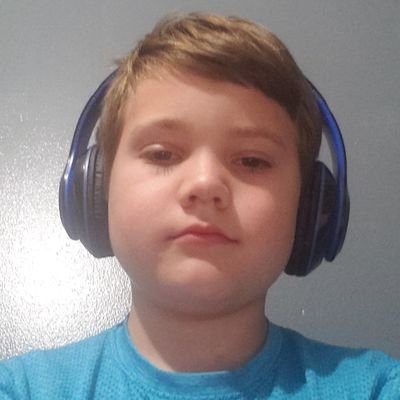 DamianTibbz's profile picture. 
