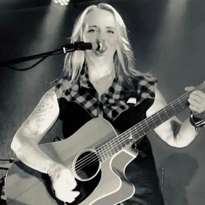 Singer, Songwriter, musician, @handbaird @singinthecity https://t.co/EIbWiVJoaT