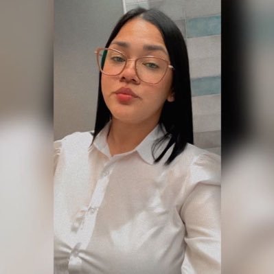 dalisat1's profile picture. “Mi madre es mi amor más grande, mi orgullo más inmenso, y la mujer de mi vida”♥️🕊