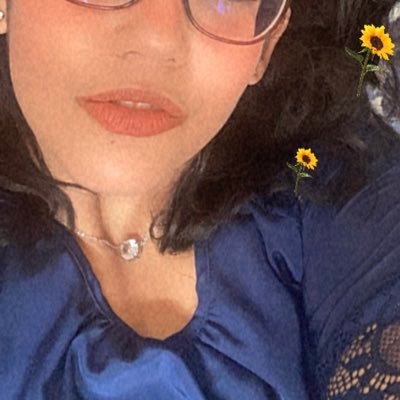 julianalagosan's profile picture. Sorry...don't lose your time!