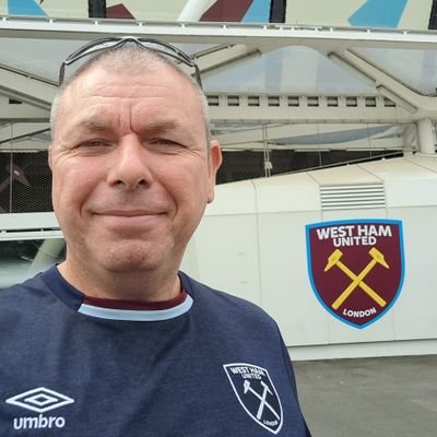 Glass & Wood Crafter
#Docker #SFRSDrivingInstructor
🚒 #Firefigher 🚒 #Holbrook04 🚒 #ThinRedLine 🚒
#ItsOkayToNotBeOkay ⚒⚒#WHUFC #WHTID ⚒⚒
*All Views My Own*