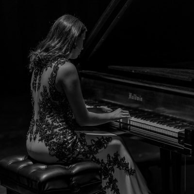 plannedivinity's profile picture. ⋆⁺₊⋆ ☾ ⋆⁺₊⋆ ☁︎  (she/her) | 𝟐𝟐 | 𝑺𝒑𝒆𝒂𝒌𝒆𝒓 & 𝑷𝒓𝒐𝒑𝒉𝒆𝒕 † podcast: @theneurodivergentpodcast