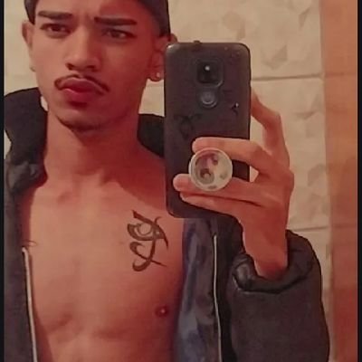 mineirinho.
BH uai...
Mlk de aquário 💯
-atletico
-imagine dragons