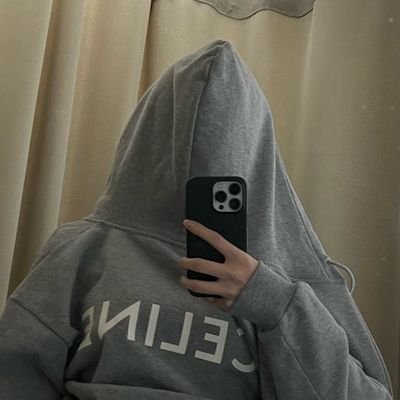 cari apaa? cuma ada jake disini