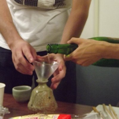 LabMase's profile picture. 「化学者は多くの命を救える」という志を実現するために、「from mg to ton」を可能にする化学技術を追究しています。研究の全体構想は「グリーンケミストリーとプロセス化学に基づいた有機化学における反応・合成手法の開発と応用」であります。