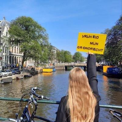 Amsterdam ❌️❌️❌️
Ziet verzet als een plicht omdat onze vrijheid in gevaar is.
Al mijn tweets zijn mijn mening.
Backupaccount v @Momootjem2