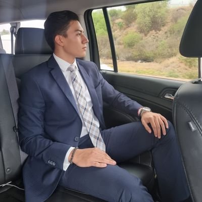 Luischavezga's profile picture. 