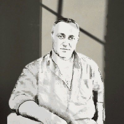 На нашем сайте тысячи бесплатных вебинаров и платных онлайн-курсов. Темы самые разные, от получения образования и профессии до здоровья, магии, кулинарии . . .