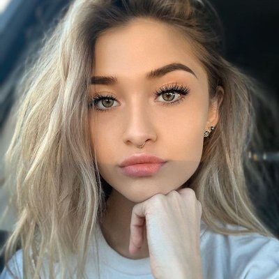 Following friends and stuff im lookin and im 24 im cute i have a cute laugh Hehe and cool add me on fortnite and sometime we can play my epic is earthly_digit36