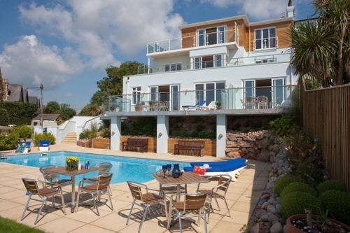 Good_Lodge's profile picture. Luxury 4 and 5 star holiday apartments located on Goodrington Sands.