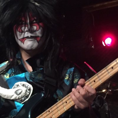 sunk's profile picture. 地方小都市、デッドリフトにビールが好きなベース弾き。ポストは思いつきの垂れ流し。