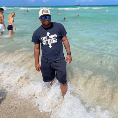 Somebody retweeted me, you clicked on my page now you’re reading my bio. Just follow me. Oh & add my Snap: JayCarr23 #32forever | #HailState Alumni 🐶🐾 | 28 |