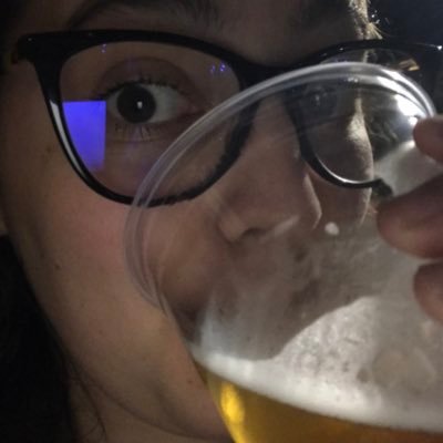 ManuGarbinatto's profile picture. 🏳️‍🌈 linda, gostosa, poderosa, talentosa, cheirosa, maravilhosa… essa é a minha namorada eu sou a Manu!