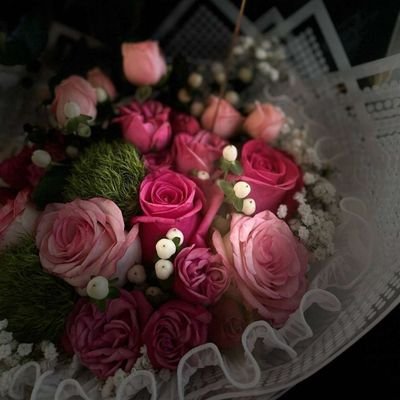 كن ابن من شئت واكتسب أدباً, يُغْنِيكَ مَحْمُودُا عَنِ النَّسَبِا