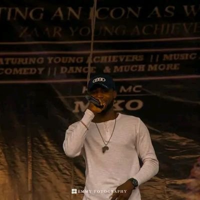 I'm a Young Hard working dude,With so much zeal and persistence to excel