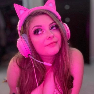 BrattyLexi6 Profile Picture