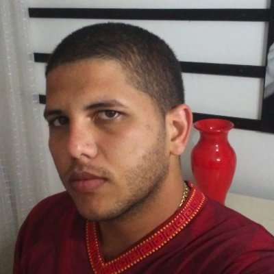 alexotejada's profile picture. Soy Ingeniero en Ciencias Informáticas con experiencia en la producción de aplicaciones web con Symfony y videojuegos con Unity3D