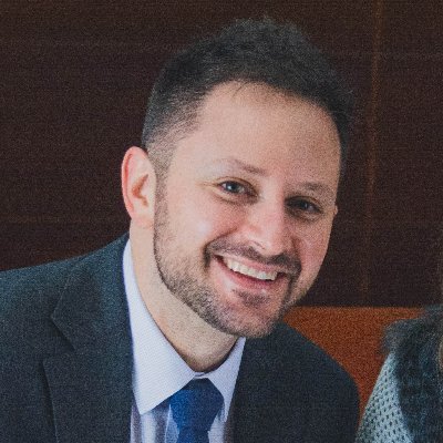 NFL Podcast Producer @CascoParlante & The 4th & Rod Show | ✍️ Writer @Primeroydiez | 🏈 NFL Junkie | Marketing Lecturer | Commercial Manager | MBA @BU | #FTTB