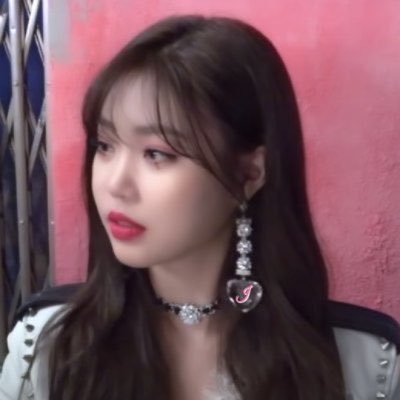 gidlesbian's profile picture. Redhead, Pinkheart