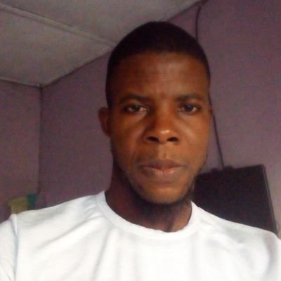 Am a kind of person that doesn't see anyone as nobody, see life as nothing and a very rational being!