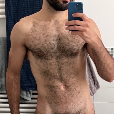 NSFW  - vers, hairy, with big dick and ass - 🇮🇹