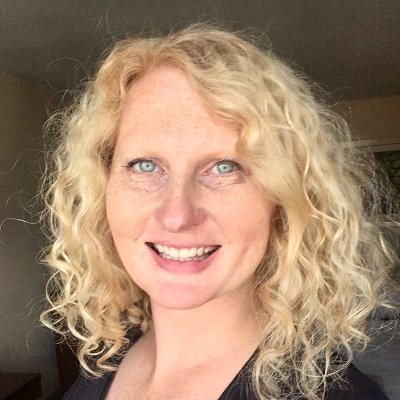 👩💻 Full Stack Software Engineer | #100Devs
🗄️ Co-Organizer | @GDG_BatonRouge
🍺 Beer Lover
🏃♀️ Runner