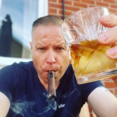 Husband.Father. MD Big Apple Logistics. Weightlifting,KravMaga. Guns,cigars,travel,booze,food,movie geek,angler, music lover. Growing old disgracefully!