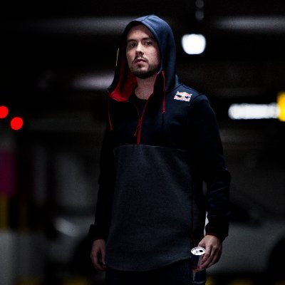 FIFA Pro Player/ Free Agent / @RedBull Athlete / 5 times qualified for @FIFAeWorldCup 🌎 TOP 2 and TOP 3 / https://t.co/rg0rwiaL65