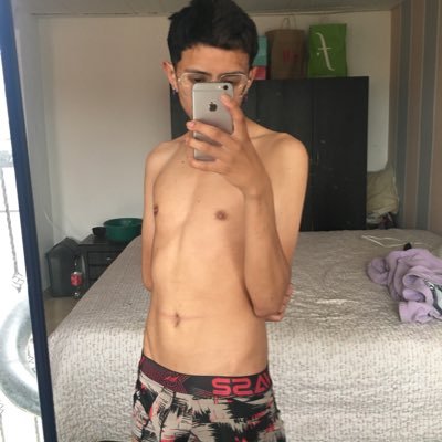 ❤️🔥FLACO MORENITO ❤️🔥.💸 🔥amante ha los boxer🔥 ora sono in italia // 🇨🇴//🇮🇹