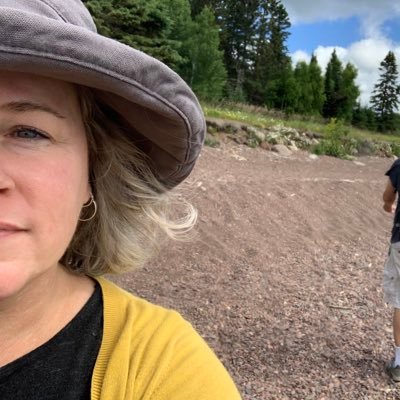 ___j0nes___'s profile picture. I use this like an RSS feed.