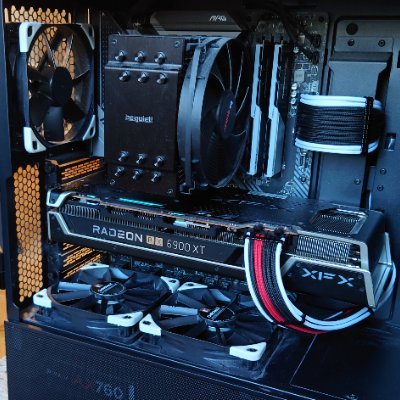 ArayG87's profile picture. tweeting