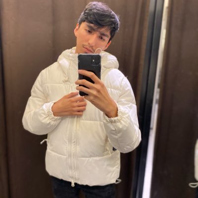 Ryan 26 years young Xbox: llljetlife713 Hhs C/O 2018🚀 👻:Ryan_7199 XOTWOD X'0 ^♡