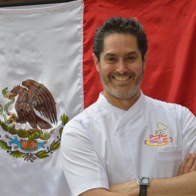 Trader de profesión, cocinero de corazón. Orgulloso de representar a México en el #WorlPaellaDayCup2022