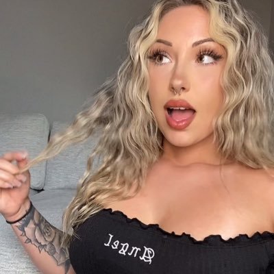 OnlyFans.🖤 https://t.co/xdgw3e4xgN