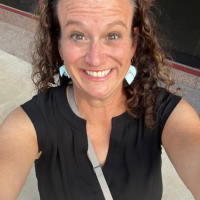 Wife, mom of 2 totally awesome littles that aren’t so little anymore, Miller Middle School Co-Principal, and a run when I can kind of gal