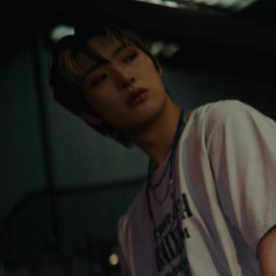 at1nymo's profile picture. she/her 20