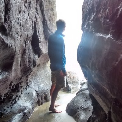 sleepthinking's profile picture. no longer drawing a fine line

likes to run | transportation/planning nerd