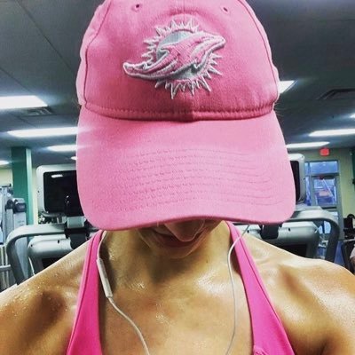 barresurfer's profile picture. 😅I was born into a Dallas Cowboy family...but I came out as a Miami Dolphins fan to my parents 😬