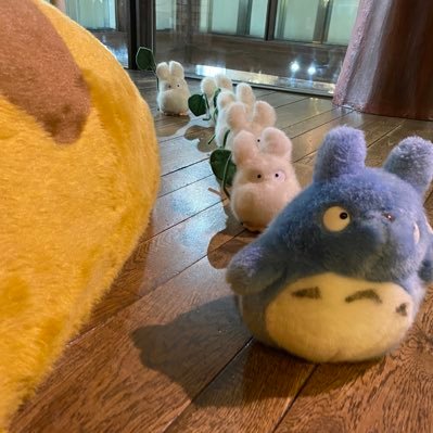 基本的にはiOSアプリ開発者。最近Androidをやり始めました。React@Typescriptもやります。
好きなものは餃子とビールです。