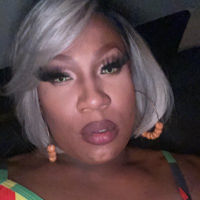 I’m a non-binary gender bending build a Bitxh lol. But I’m a femme present person I’m fully functional individual. For me to bttm takes a dom man.