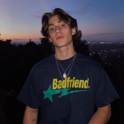 DerrickDora6's profile picture. 私信限制了加我qq2429053249